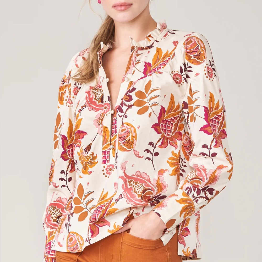 New with tags XS blouse